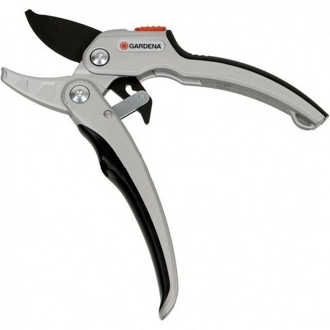 Секатор с храповым механизмом GARDENA SMARTCUT 08798-20.000.00 Секатор с храповым механизмом GARDENA SMARTCUT 08798-20.000.00